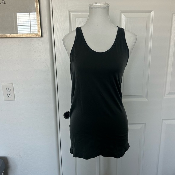Sweaty Betty Racerback 2 Layer Tank Top - M (2 separate tops) - Picture 6 of 9